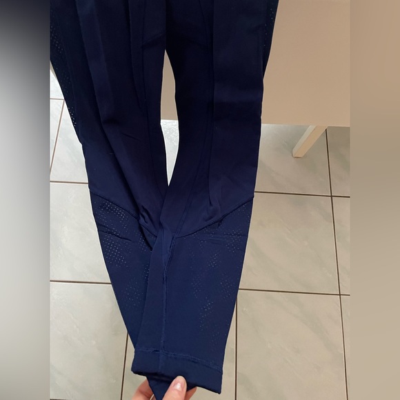 Lululemon leggings - Picture 5 of 5